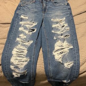 American eagle mom jeans
